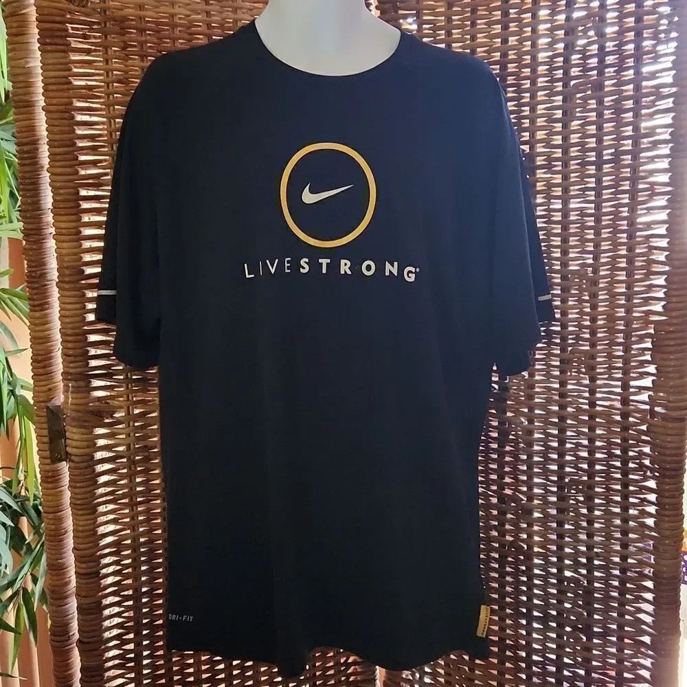 Nike Livestrong Dri Fit Shirt XXL